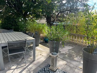 Maison - 252 m² - 9 pièces