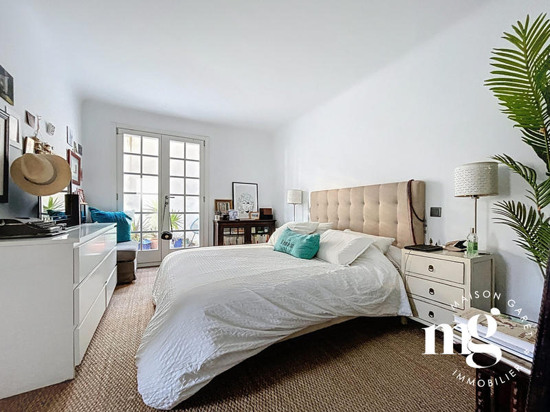 Maison - 192 m² - 6 pièces