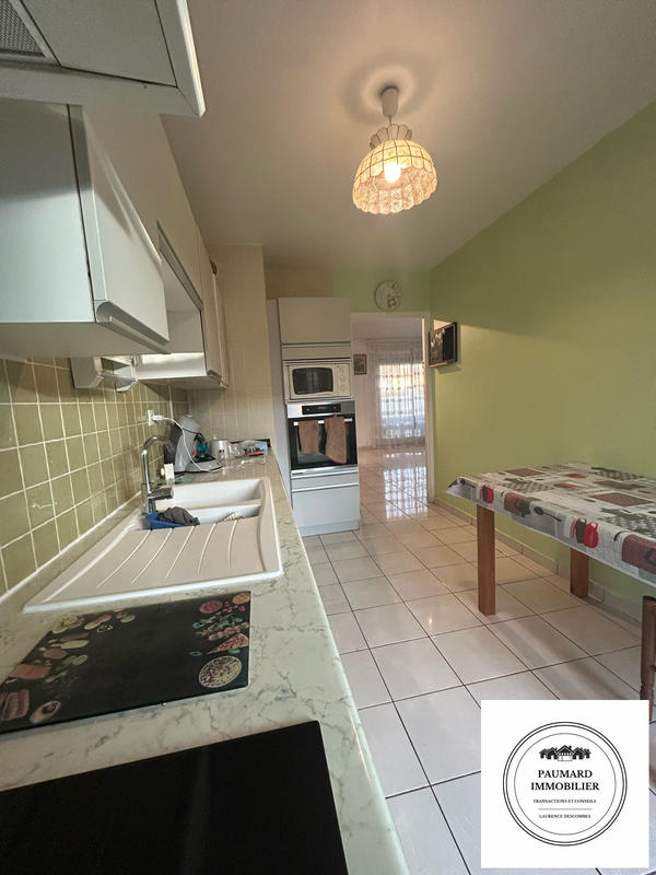 Maison - 92 m² - 5 pièces