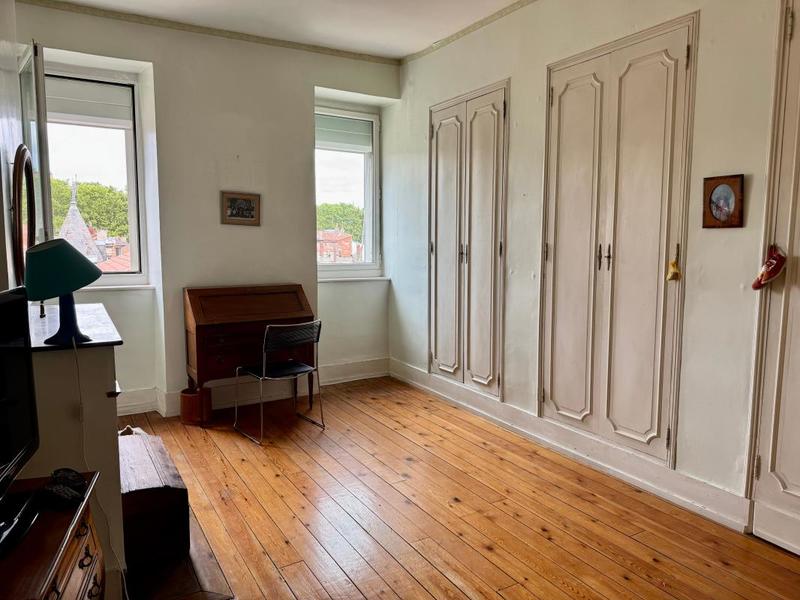 Appartement - 138 m² - 4 pièces