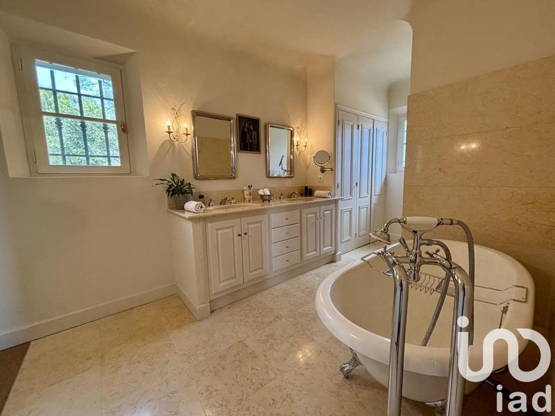 Bastide - 210 m² - 5 pièces