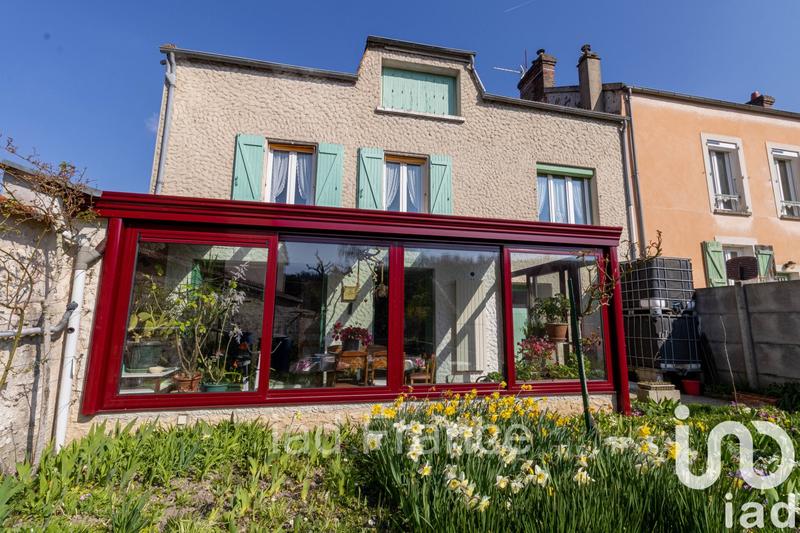 Maison - 330 m² - 12 pièces