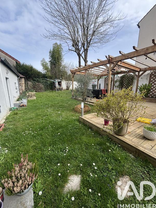 Maison - 90 m² - 5 pièces