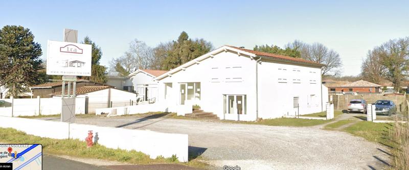 Local commercial - 90 m² - 3 pièces