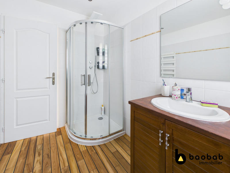 Maison - 120 m² - 5 pièces