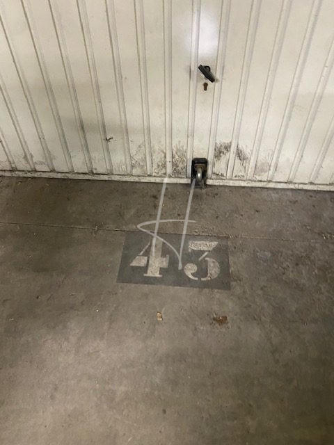 Parking / Garage - 45 m²