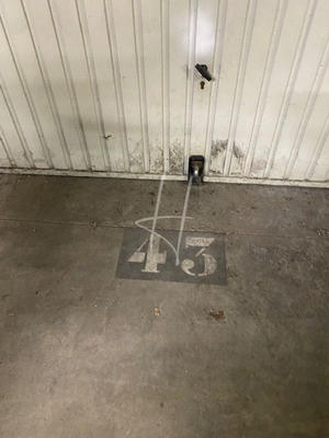 Parking / Garage - 45 m²