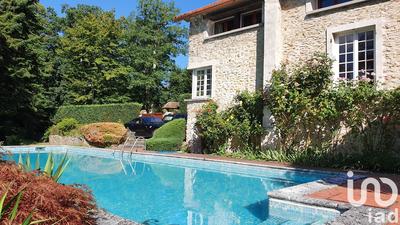 Maison de campagne - 243 m² - 8 pièces