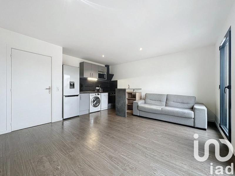 Studio - 30 m² - 1 pièce