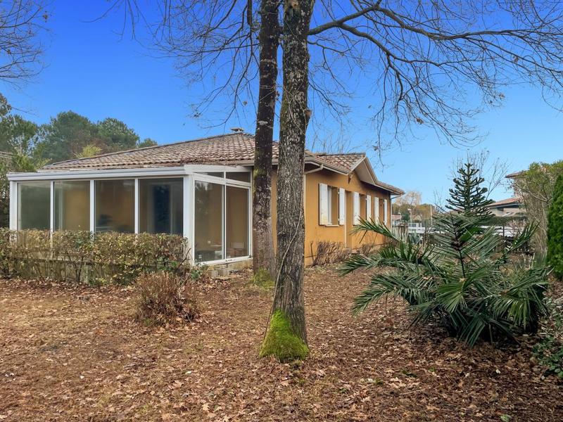 Maison - 94 m² - 4 pièces