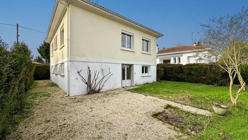 Maison - 138 m² - 6 pièces