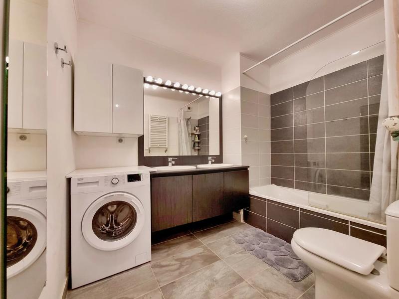 Appartement - 92 m² - 4 pièces