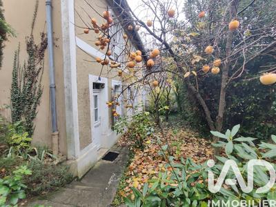 Maison - 158 m² - 7 pièces