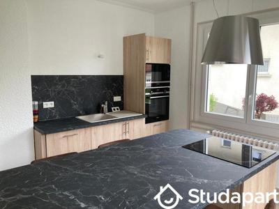 Chambre - 9 m² - 1 pièce