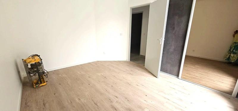 Maison - 99 m² - 4 pièces