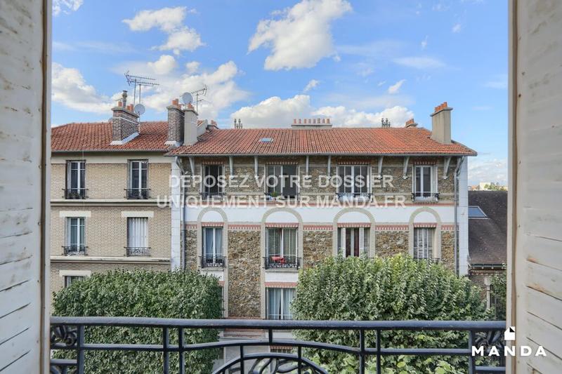 Chambre - 12 m² - 5 pièces