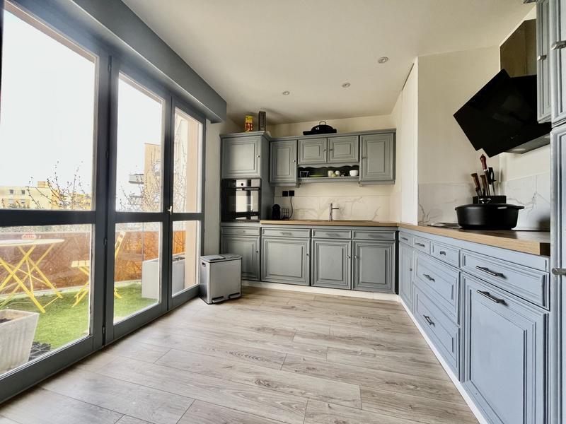 Appartement - 70 m² - 3 pièces