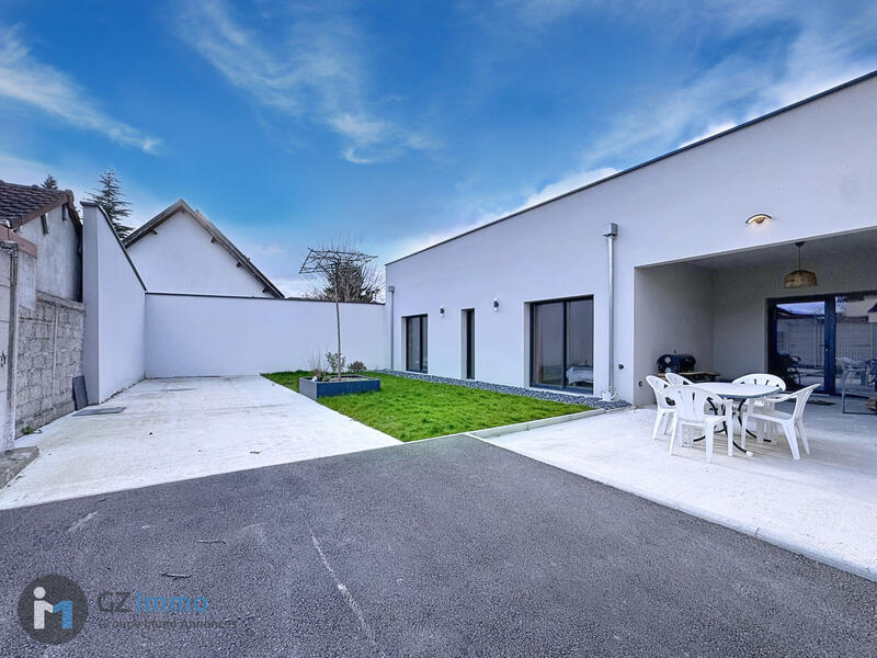 Appartement - 125 m² - 4 pièces