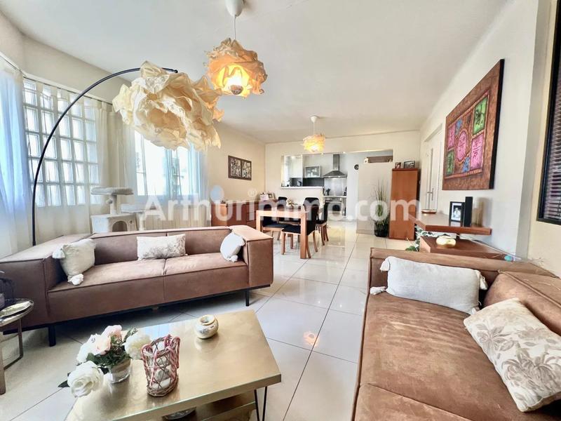 Appartement - 96 m² - 4 pièces