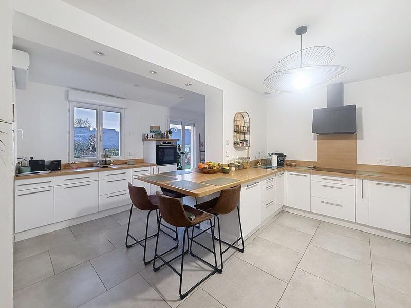 Maison - 165 m² - 7 pièces