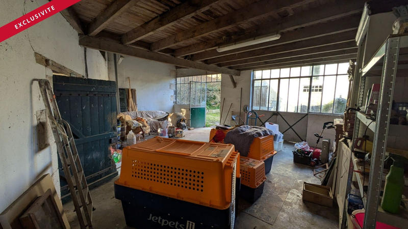 Maison - 230 m² - 8 pièces