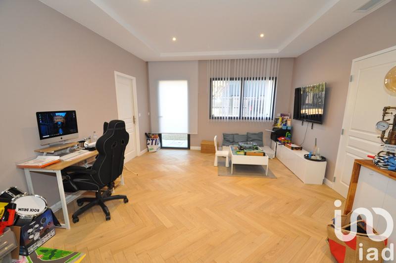 Maison de maîtres - 280 m² - 8 pièces