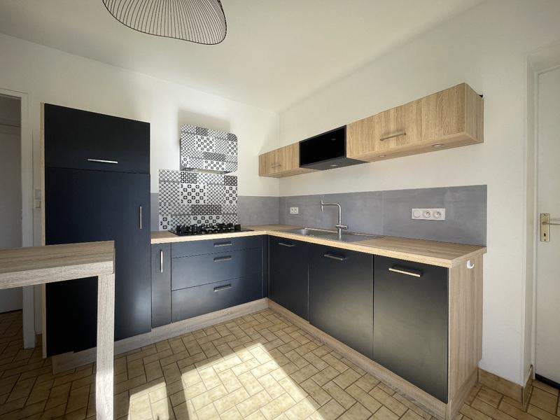 Maison - 140 m² - 8 pièces