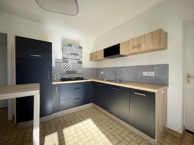 Maison - 140 m² - 8 pièces