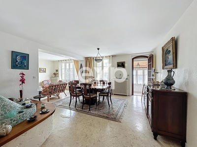 Maison - 200 m² - 6 pièces