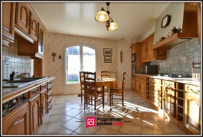 Maison - 167 m² - 6 pièces