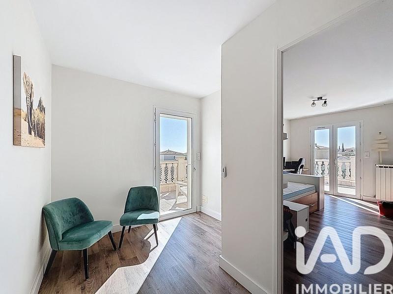 Maison - 194 m² - 7 pièces