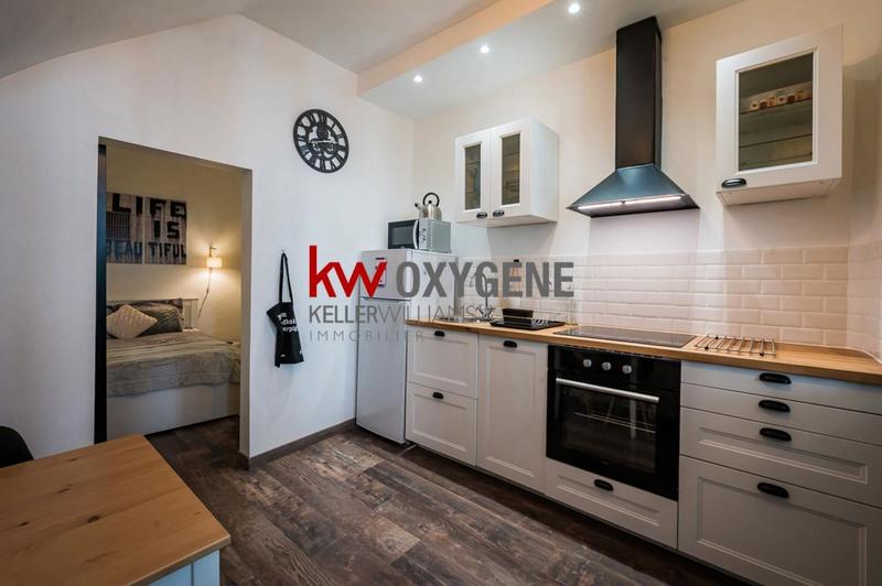 Immeuble - 100 m² - 6 pièces