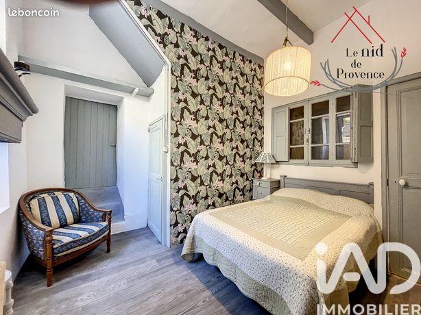 Maison de village - 141 m² - 5 pièces