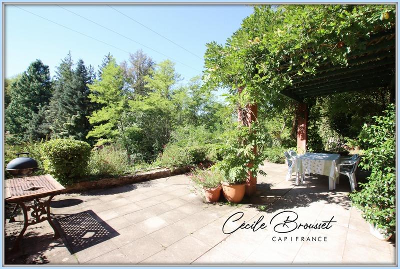 Mas - 274 m² - 10 pièces