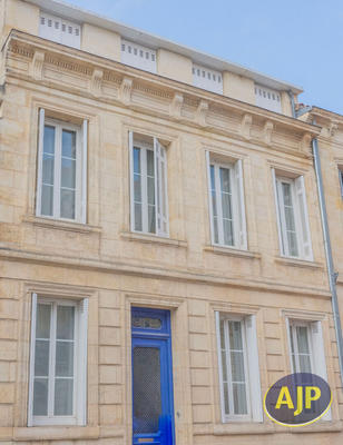 Maison - 190 m² - 7 pièces