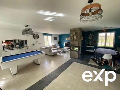 Maison - 174 m² - 6 pièces