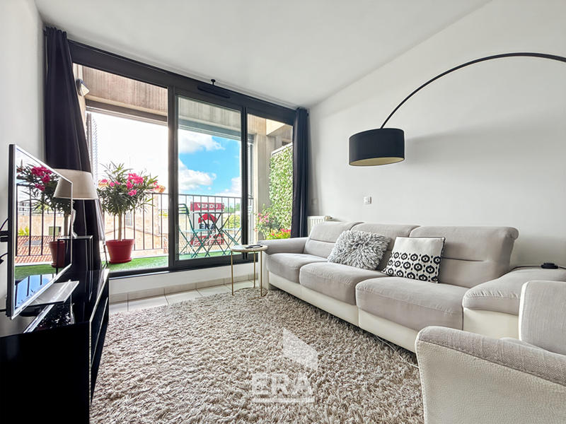 Appartement - 82 m² - 4 pièces