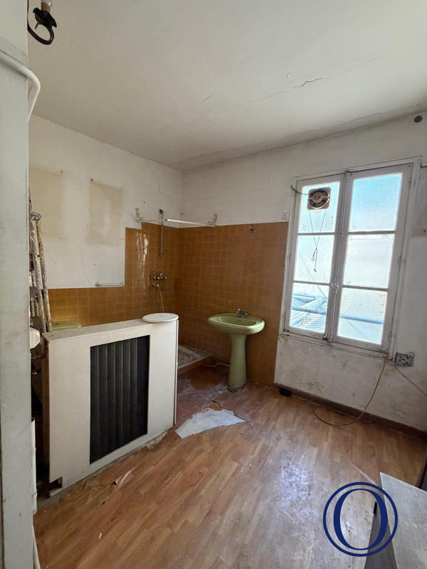 Local commercial - 179 m²