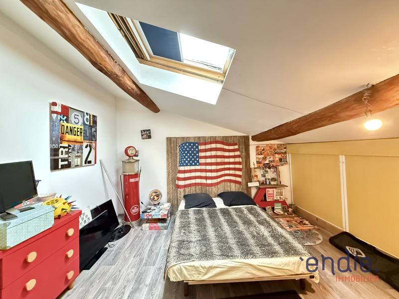 Appartement - 185 m² - 5 pièces