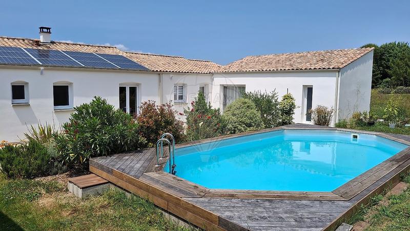 Maison - 145 m² - 6 pièces