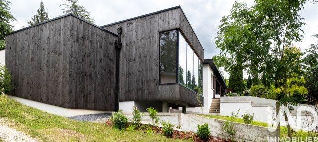 Maison de maîtres - 246 m² - 5 pièces