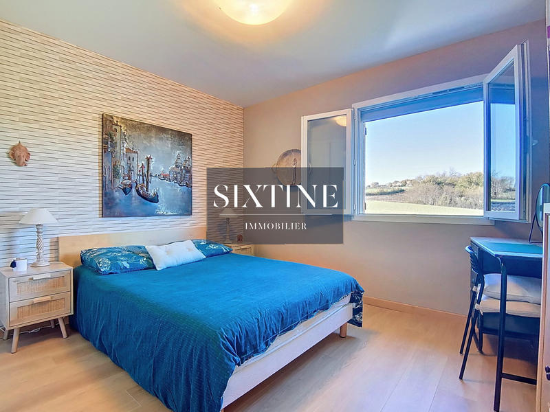 Villa - 149 m² - 8 pièces