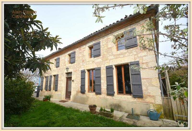 Maison en pierre - 284 m² - 5 pièces