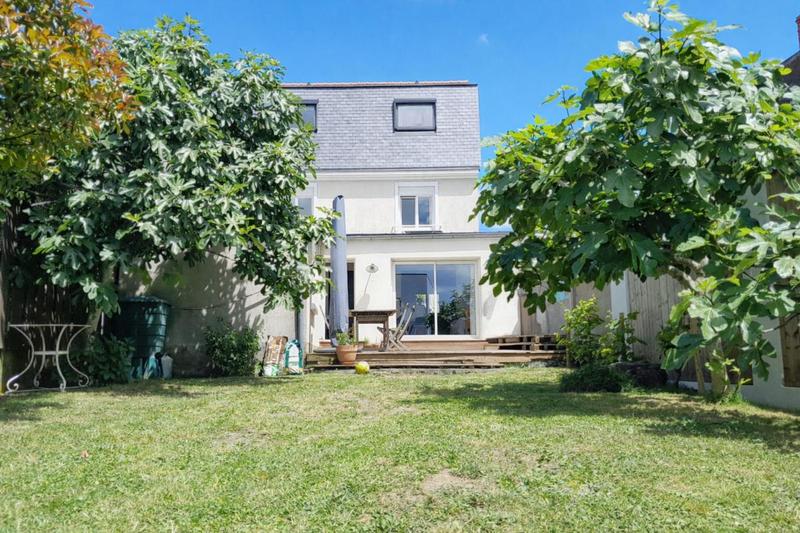 Maison - 153 m² - 7 pièces