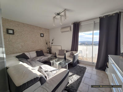 Appartement - 79 m² - 4 pièces