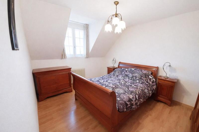 Maison - 110 m² - 6 pièces