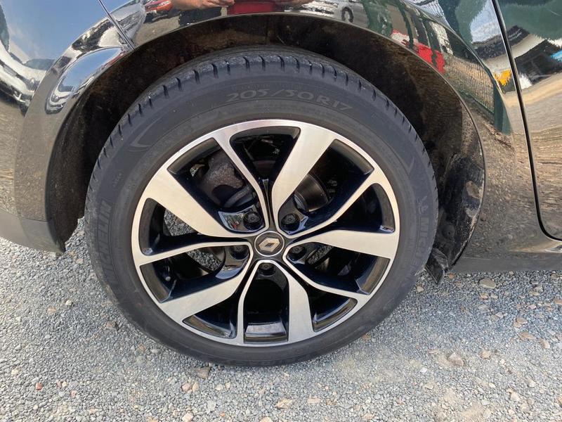 Renault Mégane IV Blue Dci 115 Sl Limited