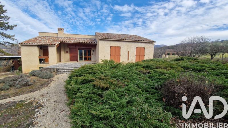 Maison - 105 m² - 4 pièces