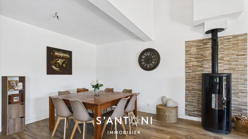 Maison - 189 m² - 5 pièces