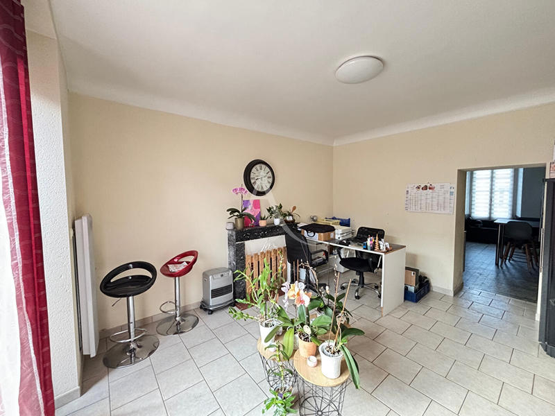 Maison - 121 m² - 7 pièces